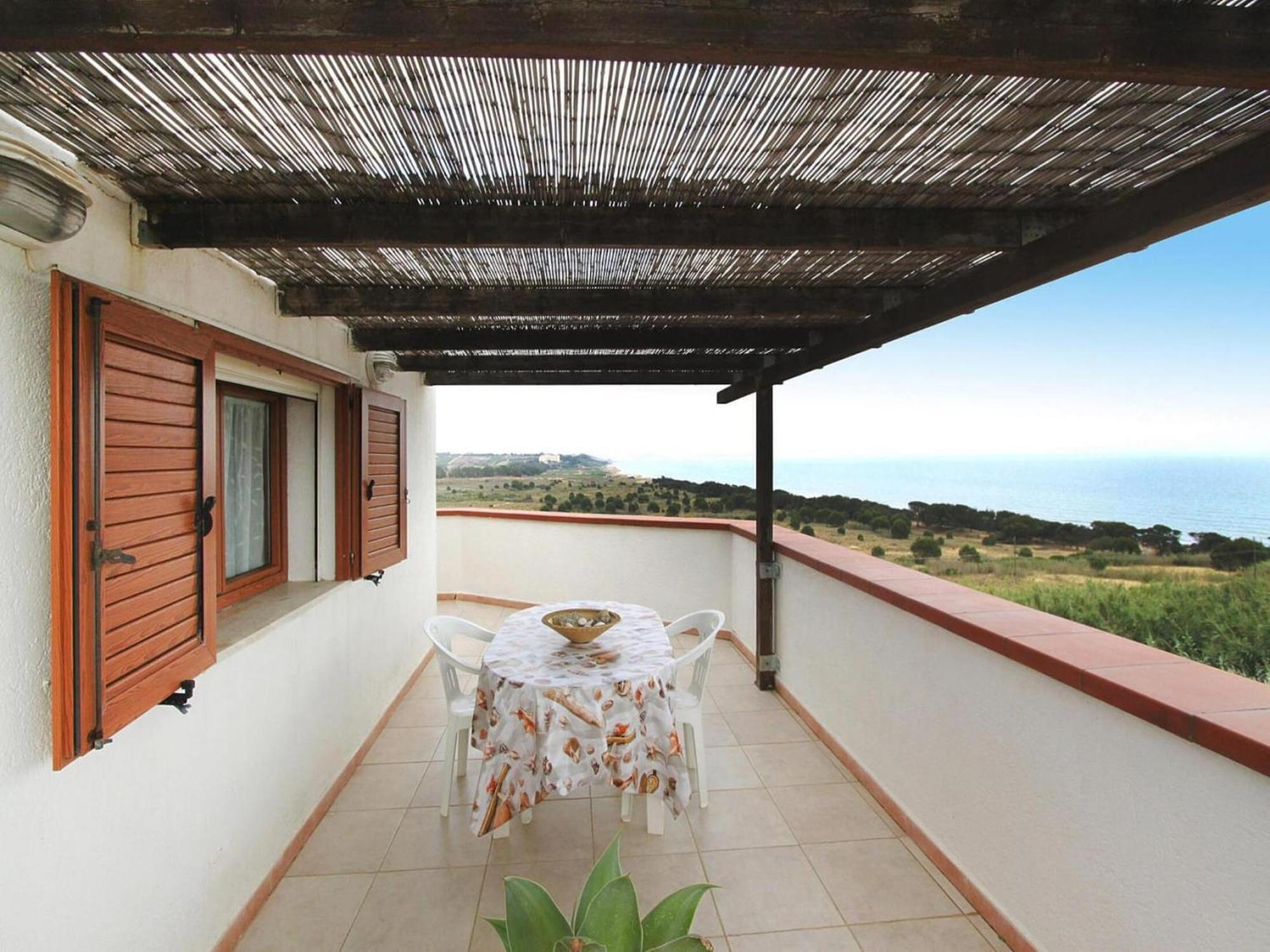 Apartment In Castelvetrano Near Shopping Exterior photo